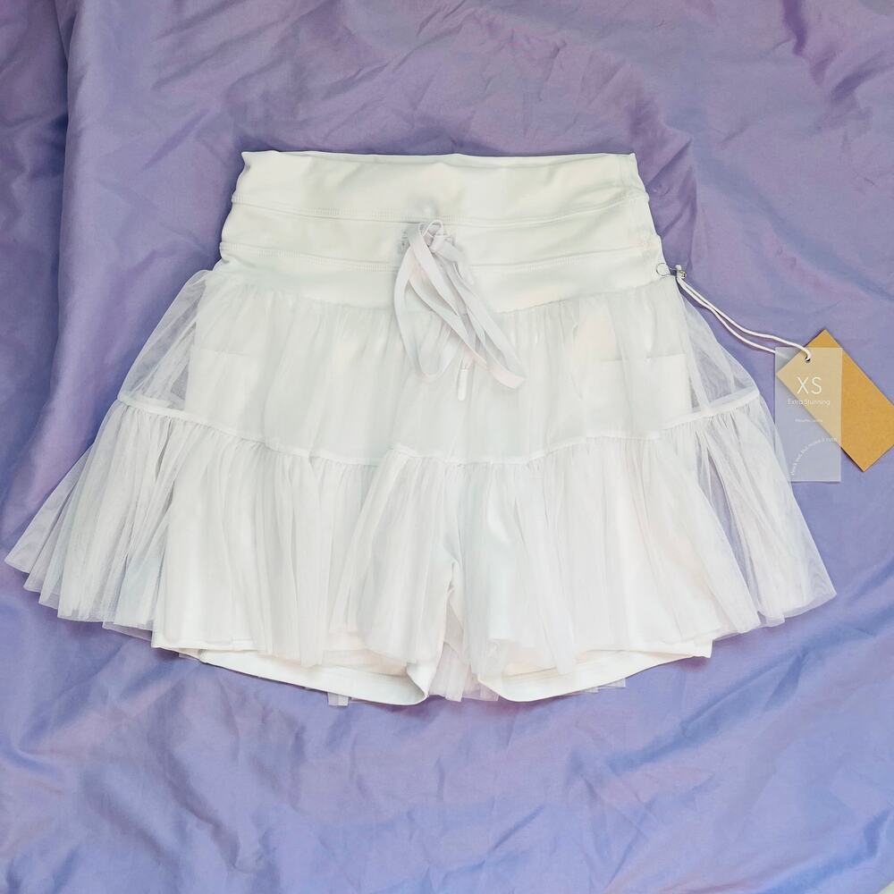 Brand New with tags Popflex twirl pirouette skirt in white